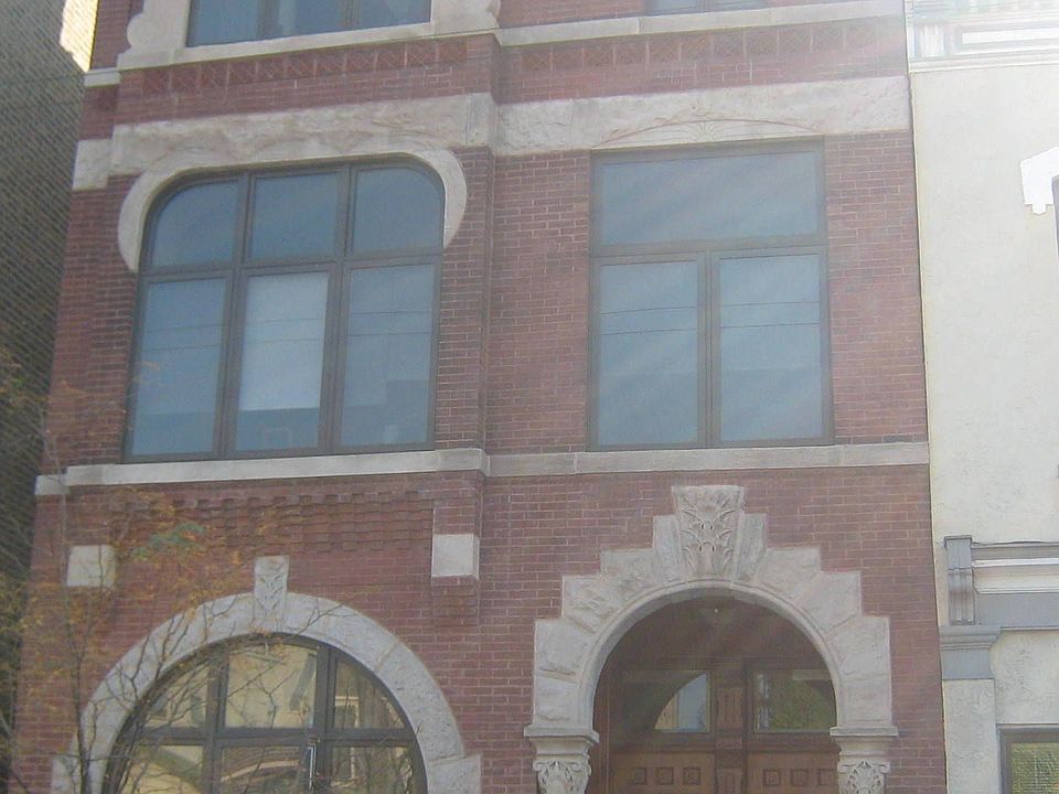 BUILDING