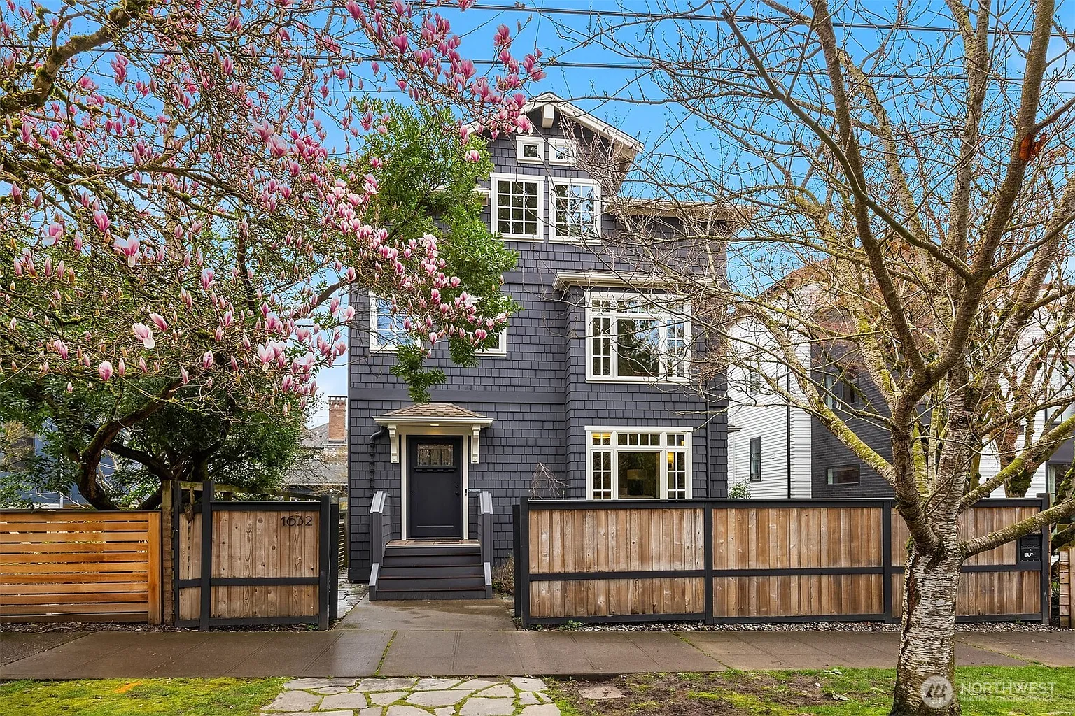 1632 35th Avenue photo 1