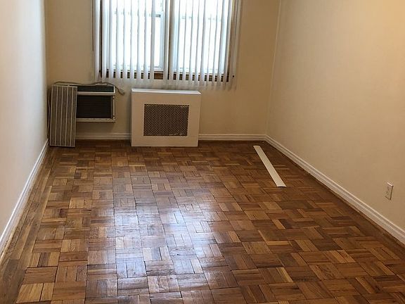 2nd image of 20-34 47th St #3F