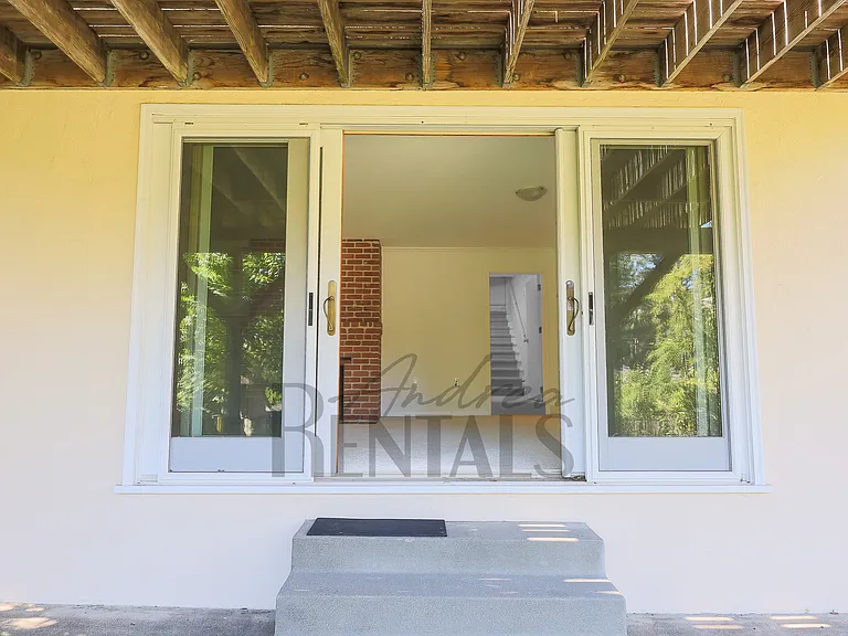 5555 Harbord Dr — Photo 47