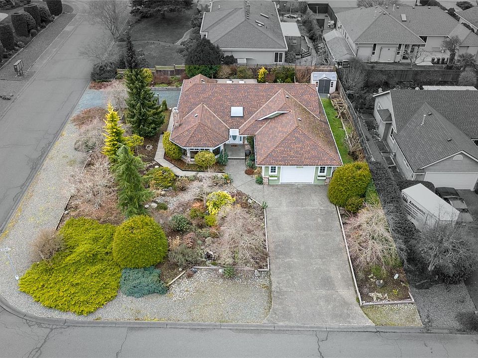 1st image of 559 Hollywood Rd