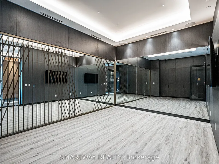 60 Central Park Dr #2206 — Photo 30