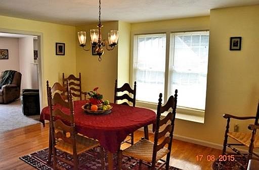 3rd image of 12 Seaver Brook Ln