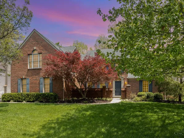 7574 Brookstone Dr, West Chester, OH 45069