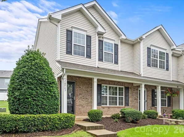 10563 Stoneacre Ct, Pineville, NC 28134