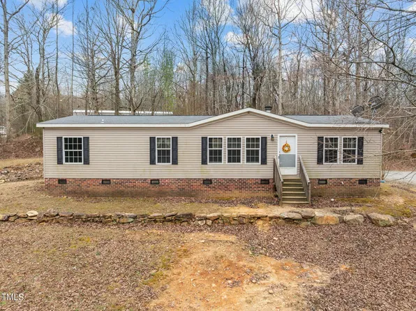 7819 Wolfe Ln, Snow Camp, NC 27349