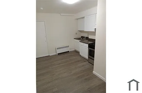 90 Linden St #1 Photo 1