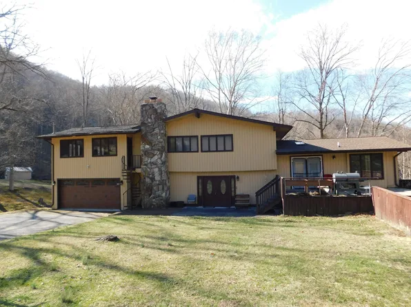 669 Woodland Hls, Harlan, KY 40831