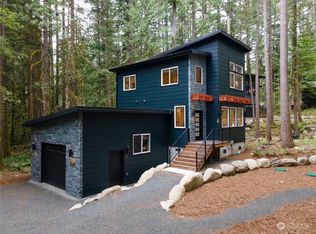 7467 Canyon View Dr, Glacier, WA 98244