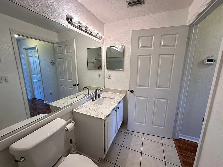 6361 Aragon Way #MAIN — Photo 28