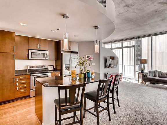 5th image of 891 W 14th St #1103