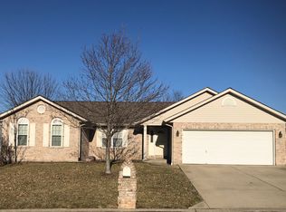 920 Kimberly Ln, Waterloo, IL 62298