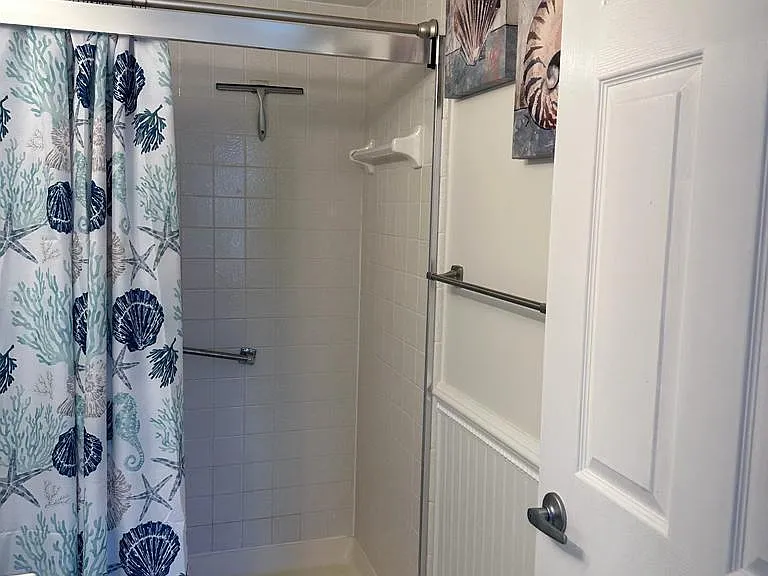 1102 Green Pine Blvd #B1 — Photo 10