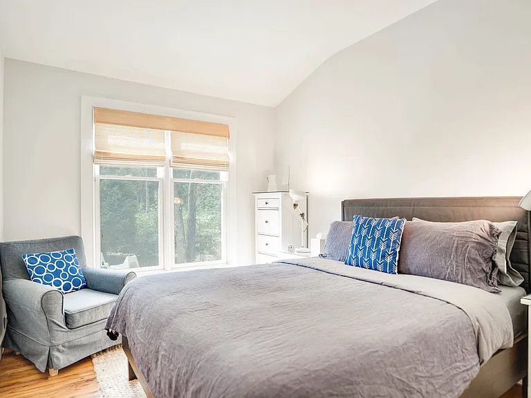 20 Renees Way — Photo 13