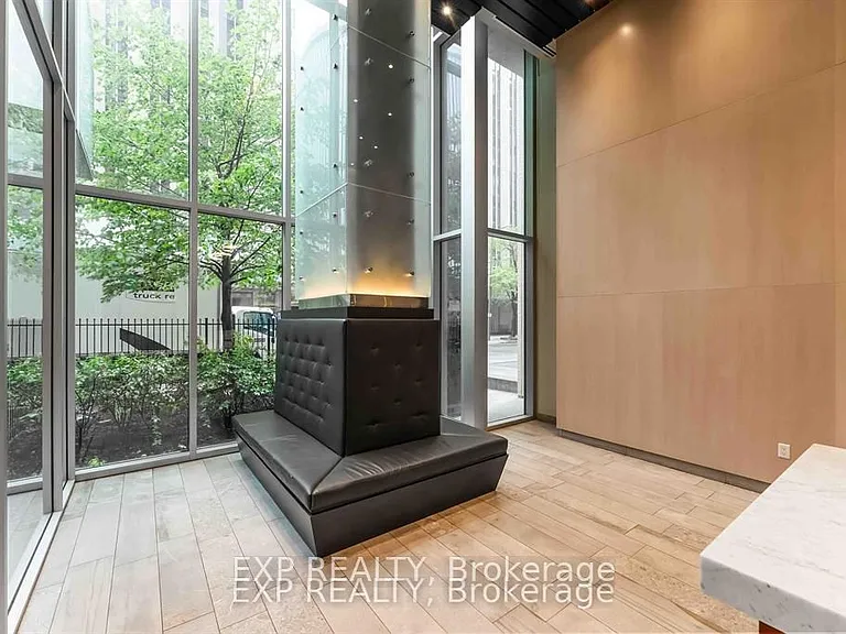 40 Nepean St #1607 — Photo 5