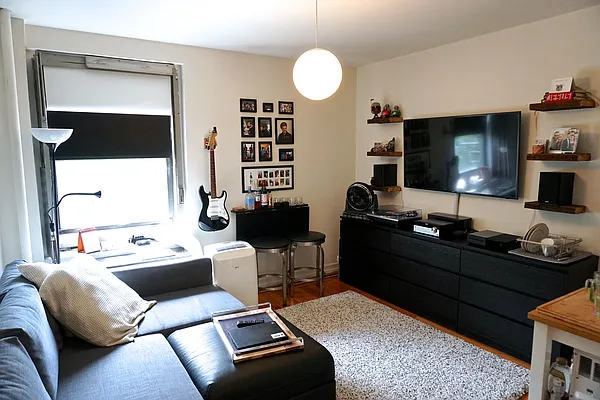 Rented by Garfield Realty  | media 13