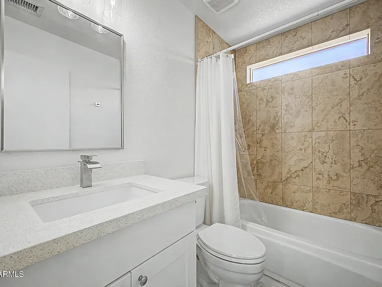 1120 N Val Vista Dr #95 — Photo 29