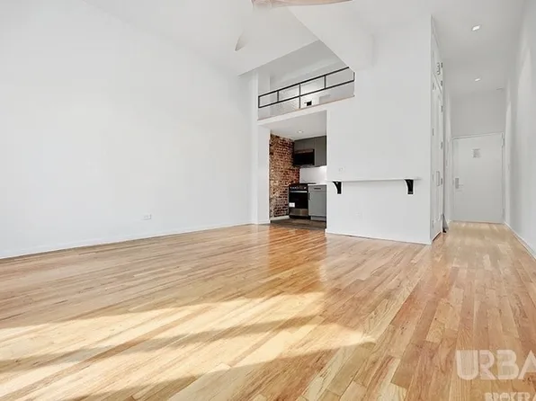 123 Bank St, New York, NY