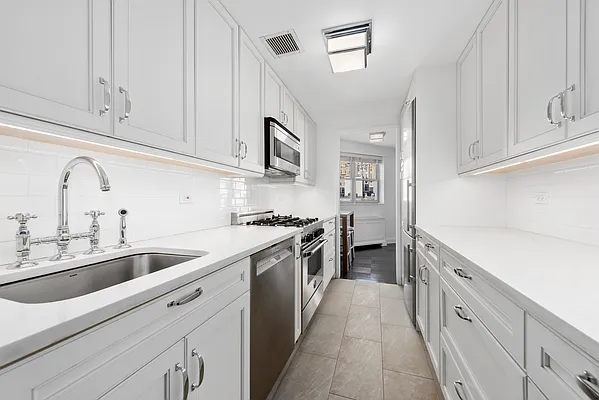 Sold by Douglas Elliman | media 12