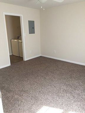 2nd image of 122 Bane Pl APT 6