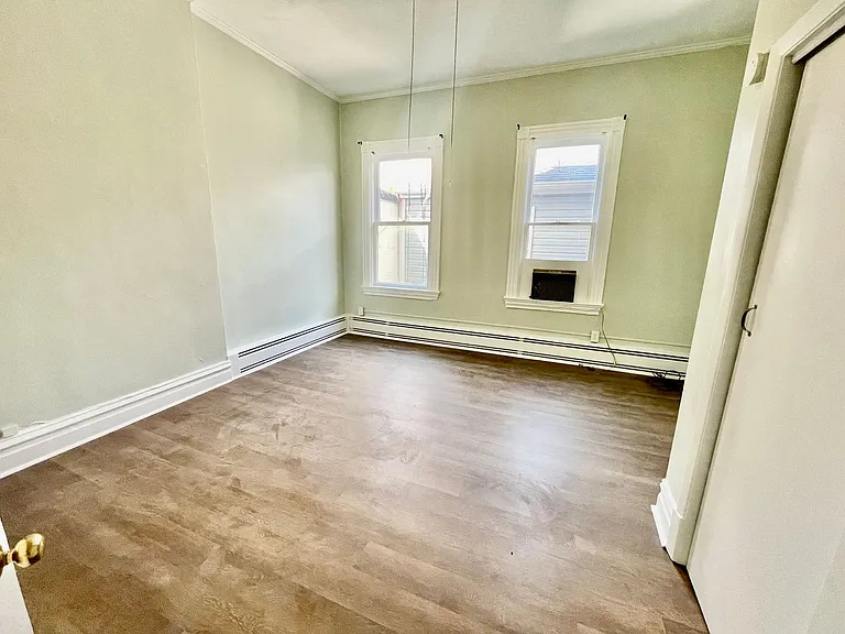 425 Walnut Street (Full Service) — Photo 17