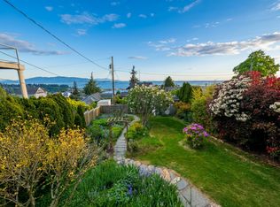 1004 16th St, Bellingham, WA 98225