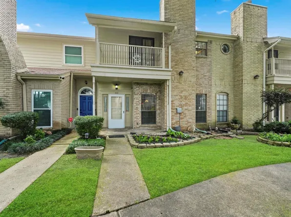 800 Country Place Dr Unit 602, Houston, TX 77079
