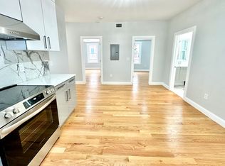 190 Hillside St, Roxbury, MA 02120