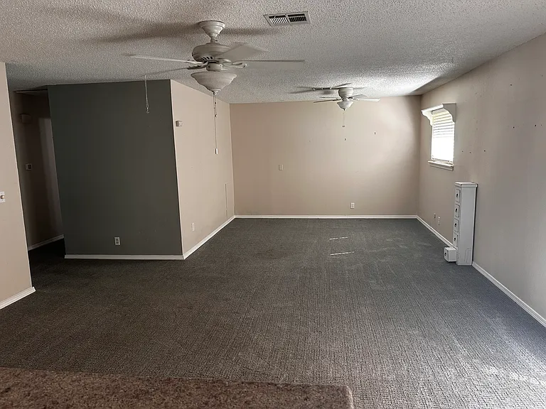 1812 S 5th Pl — Photo 5