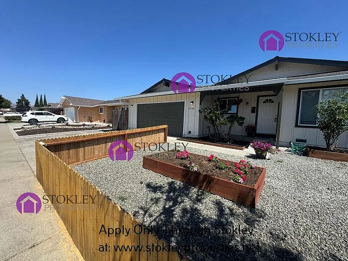 6346 Escallonia Dr — Photo 36