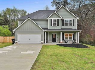 205 Valley View Dr, Tyrone, GA 30290