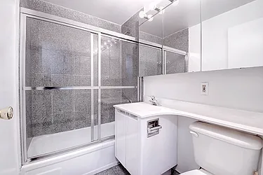 Rented by Urbane Brokerage