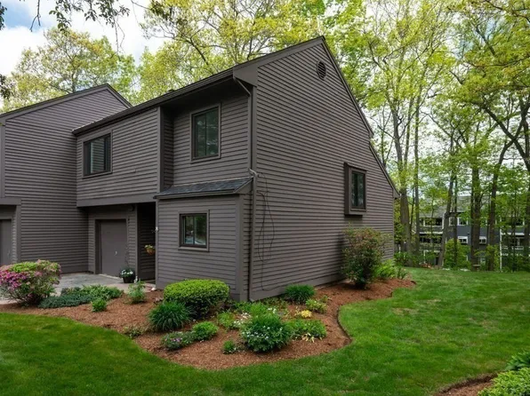 401 Colonial Dr Unit 35, Ipswich, MA 01938