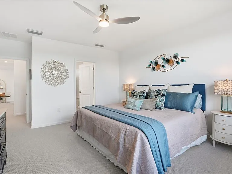 1657 Serena Ave — Photo 21