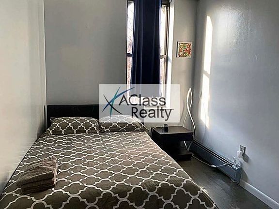 4th image of 31-51 42nd St #B