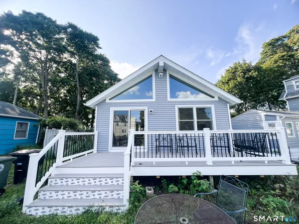 1088 E Broadway, Milford, CT 06460