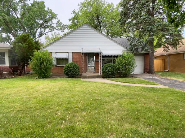 1118 Portsmouth Ave, Westchester, IL 60154