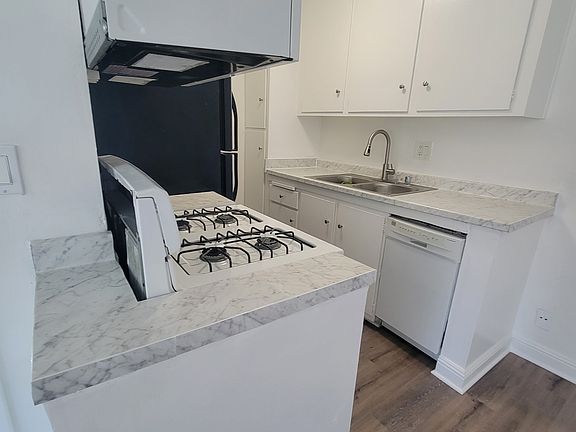 5th image of 4501 Vista Del Monte Ave APT 1