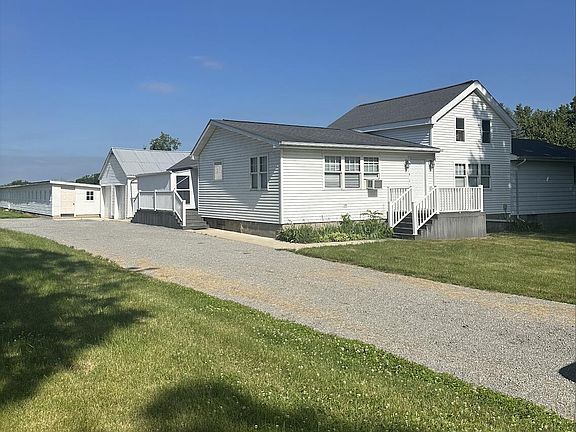 2nd image of 7360 Tripp Rd