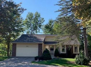 3523 Apple Valley Rd, Okemos, MI 48864