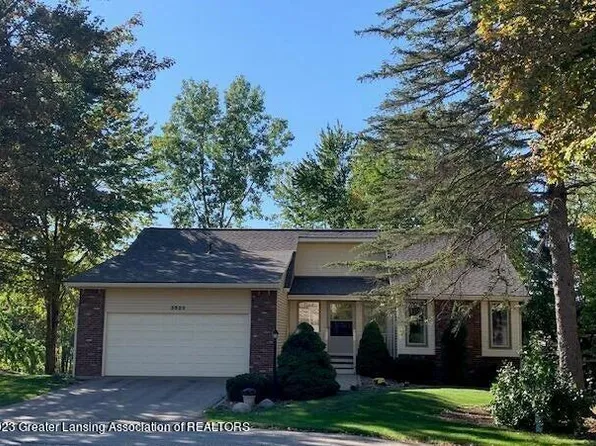 3523 Apple Valley Rd, Okemos, MI 48864