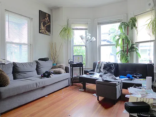 24 Murdock St Photo 1