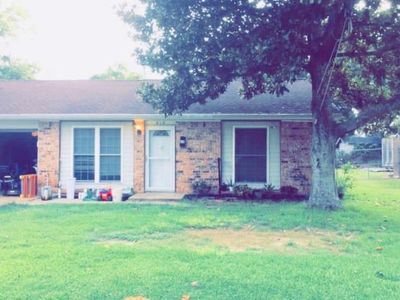 618 S Gray Ave, West Columbia, TX, 77486
