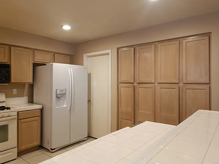 8409 Drop Camp St — Photo 12