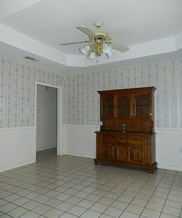 5th image of 437 Tanglewood Dr