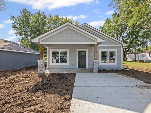 628 Monroe St, Pomona, KS 66076