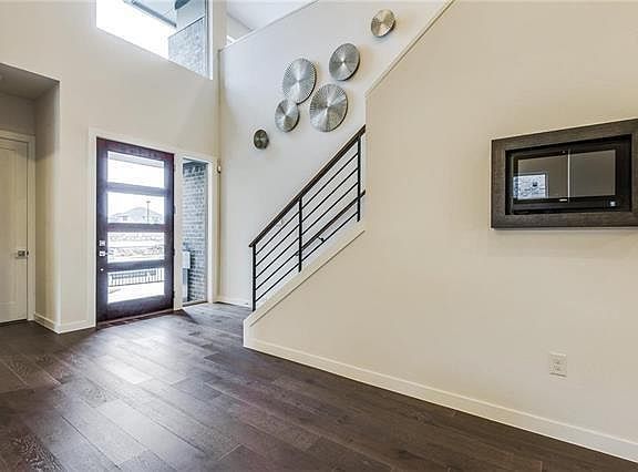 3rd image of 5359 Statesman Ln