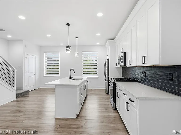 2917 Summers Pl — Photo 14