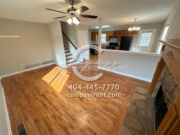 3rd image of 484 Rustin Dr