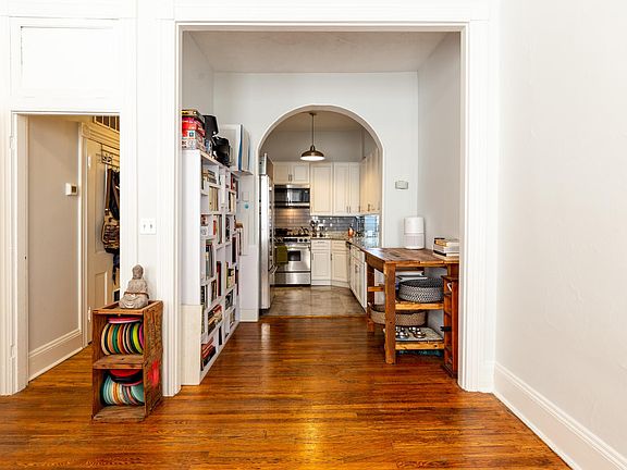 4th image of 1707 Saint Paul St #2